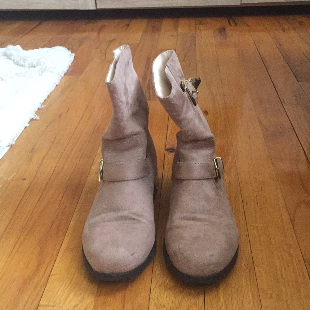 ASHRO booties π’ππΌπ’ - Picture 2 of 8